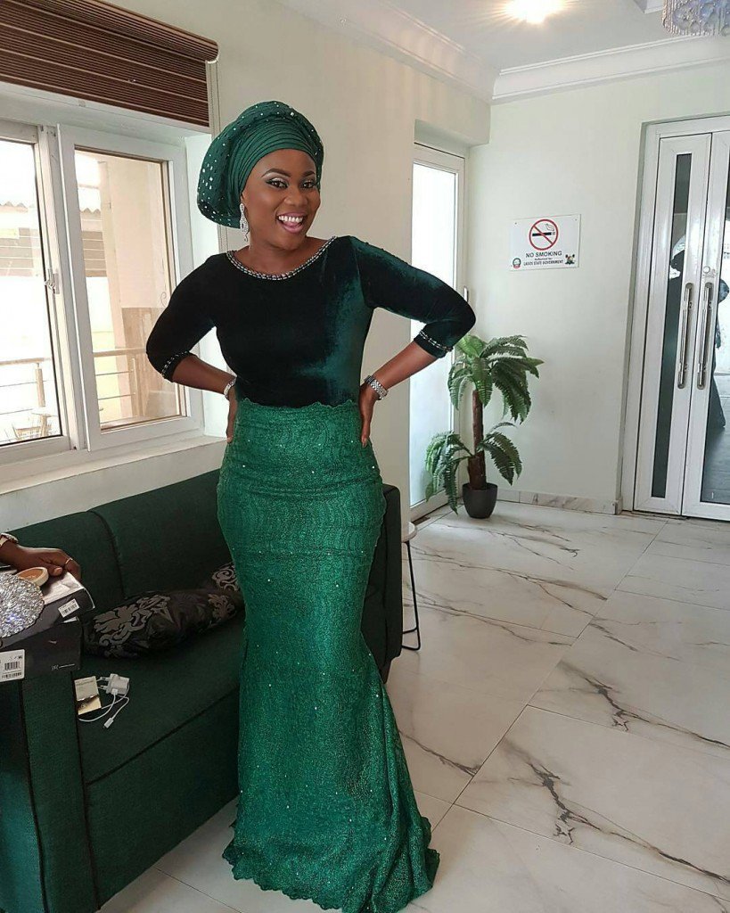 Aso Ebi Styles Lace : Simple and Lovely Styles | Dezango